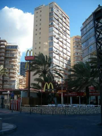 Carabelas Apts