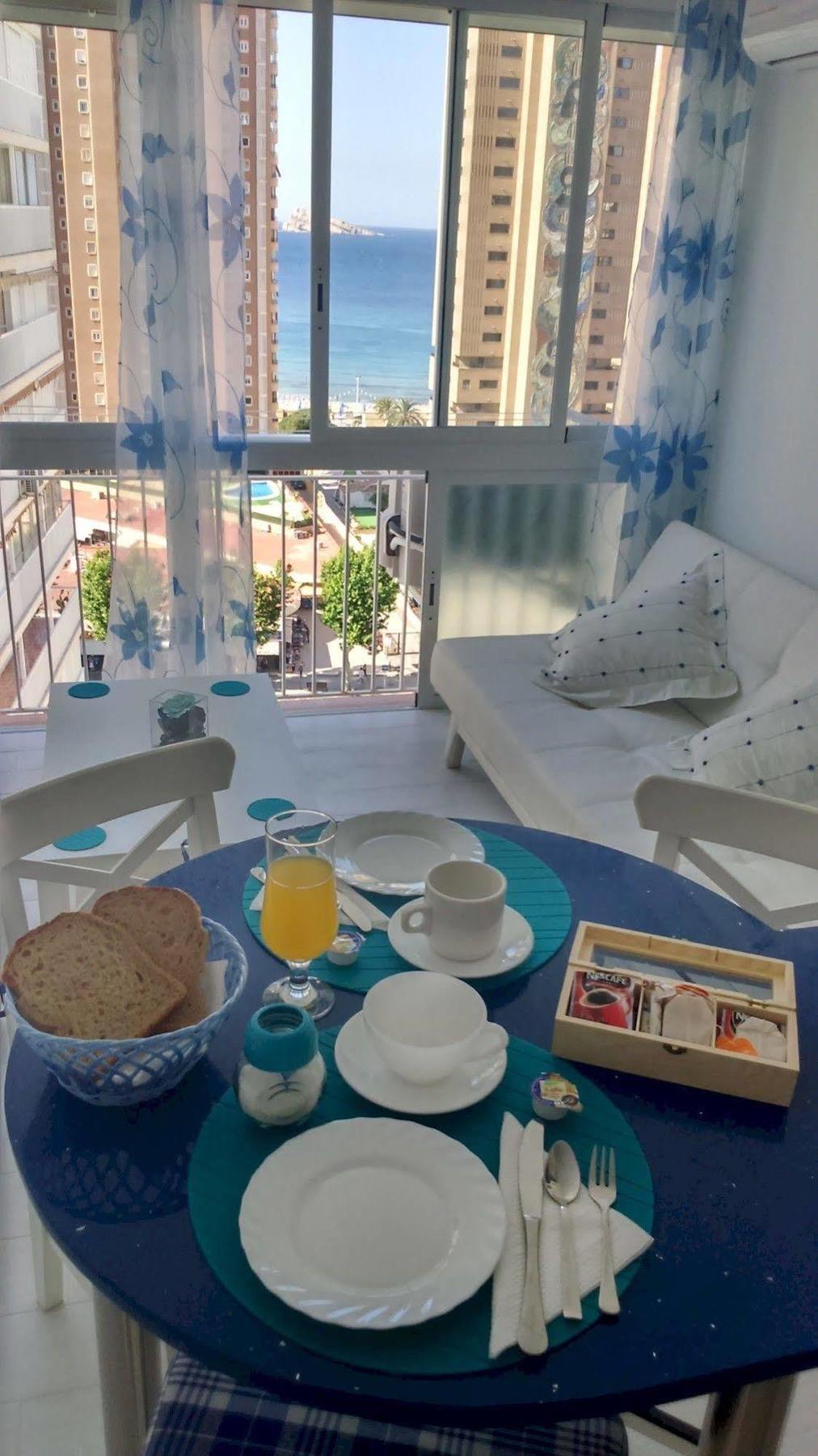 Blue Sky Apartment