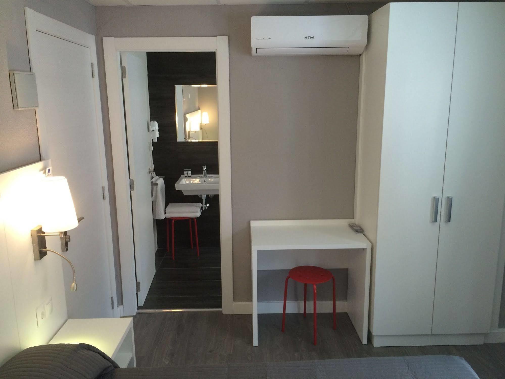 Hostal Boutique Bbb Auto Check In Benidorm