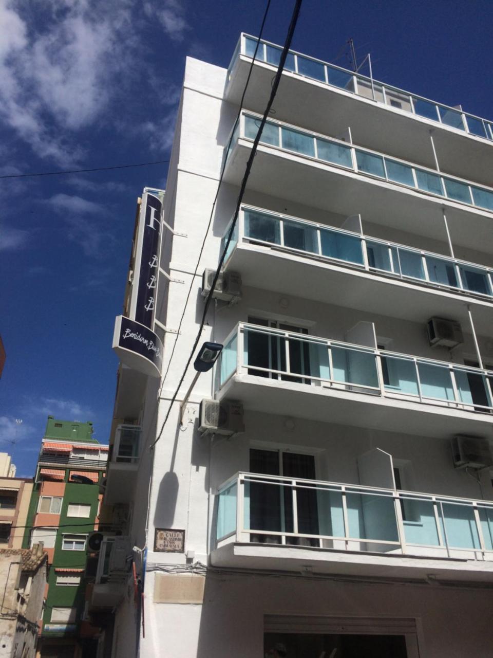 Guest house Hostal Boutique Bbb Auto Check In Benidorm