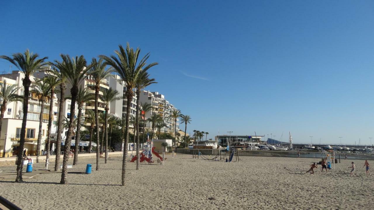 Atico Centro Almendros Trg Appartement