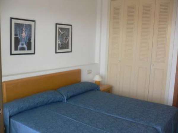 Apartment Paraiso 10 *