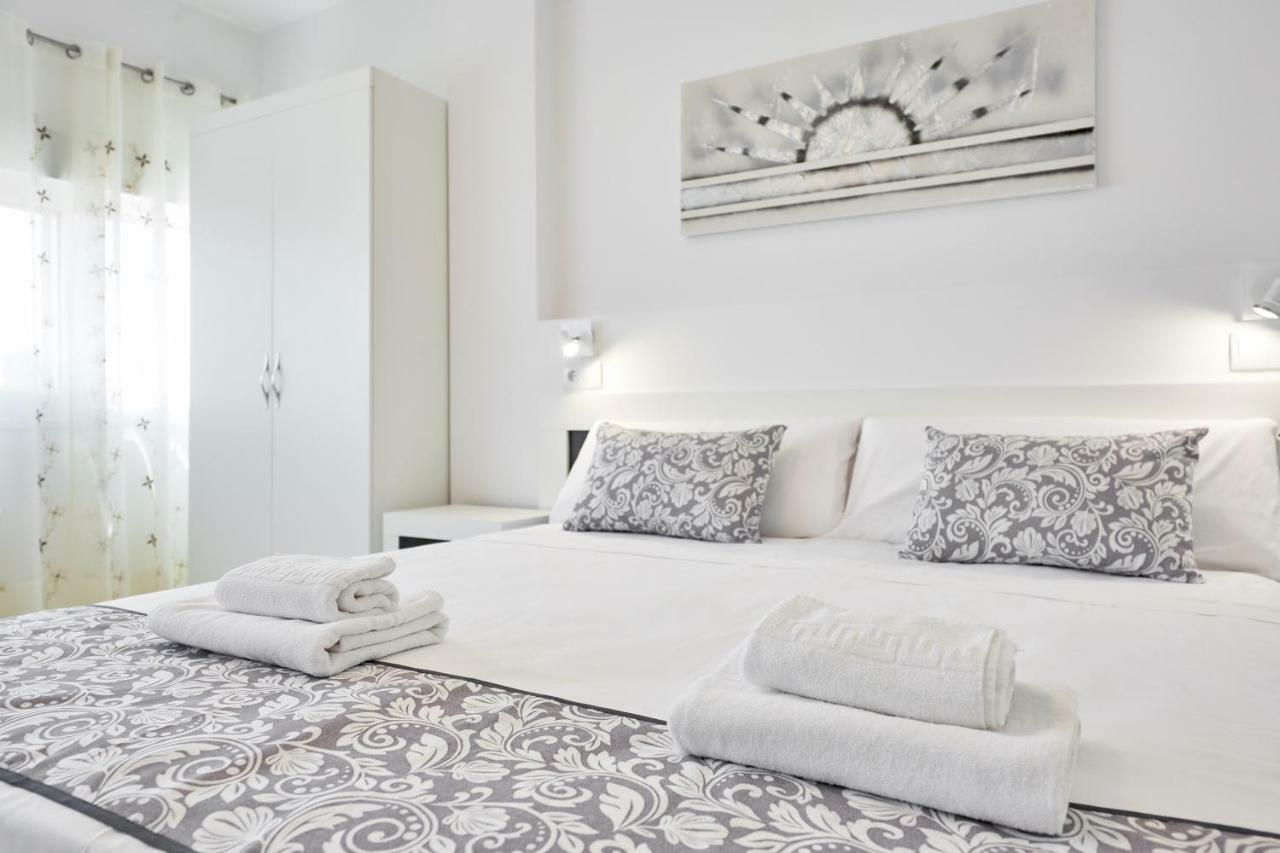 Sonrisa Apartments *