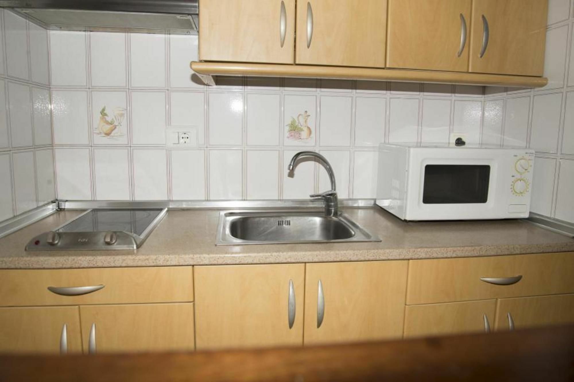 In Benidorm, Alicante 103099 By Mo Apartamento