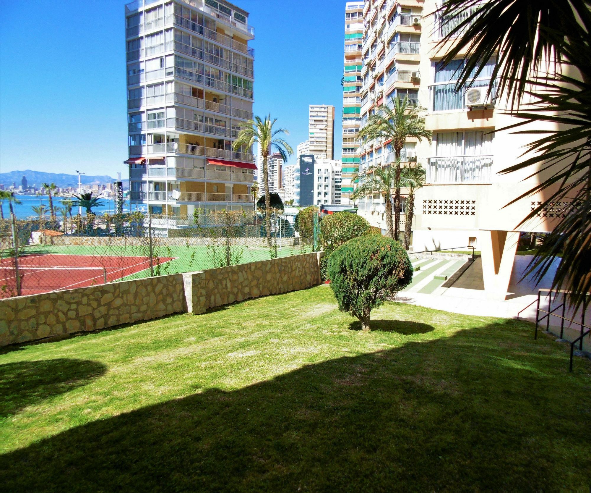 Carabelas I 10-6 *