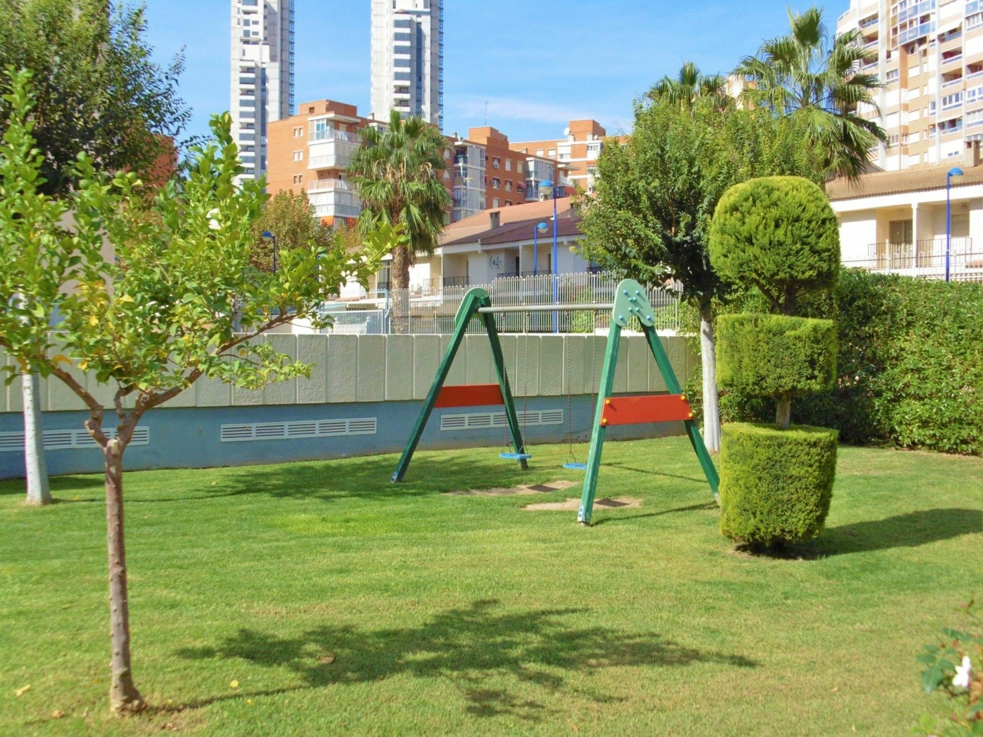 Gemelos 22 3-18-b Levante Benidorm