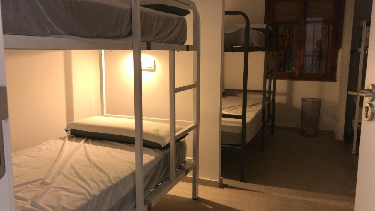 Hostal Welcome Beach *