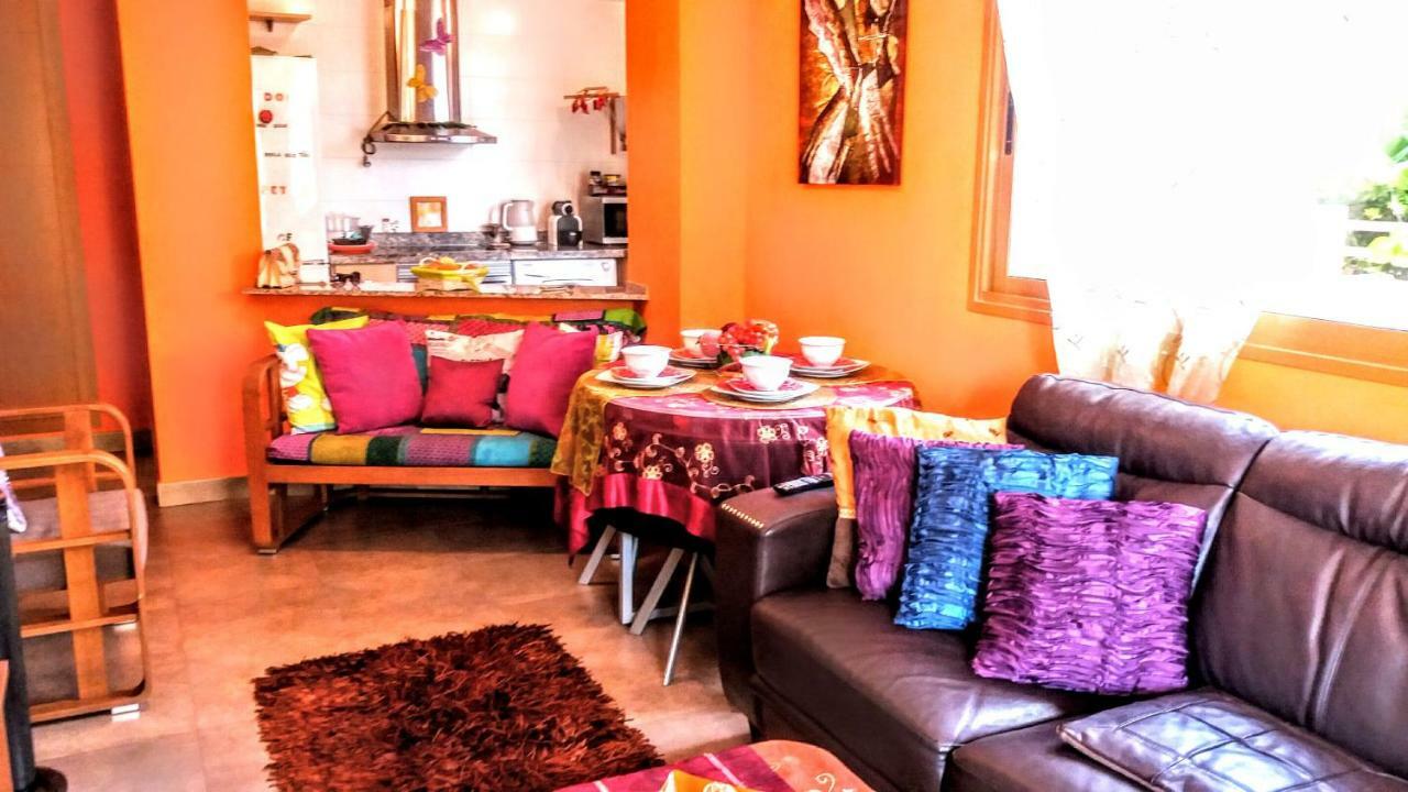 Deluxe Garden Flat Near Terra-mitica Appartement