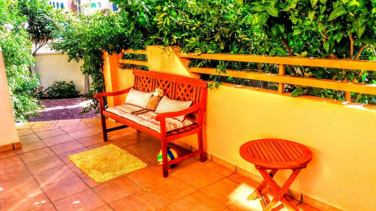 Deluxe Garden Flat Near Terra-mitica *
