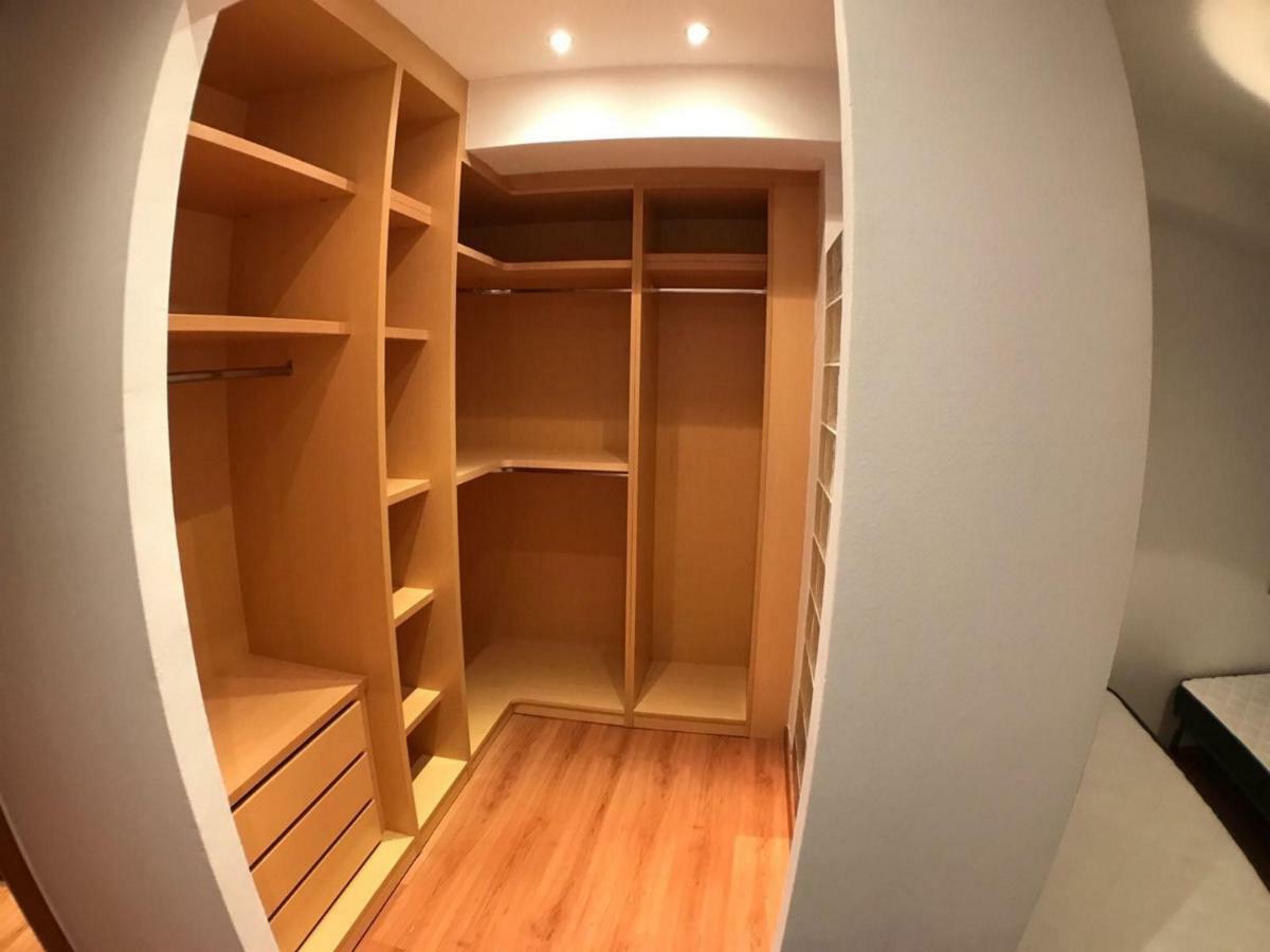 De 100 M² En Parque De L'aiguera, Con 3 Habitación Apartamento *