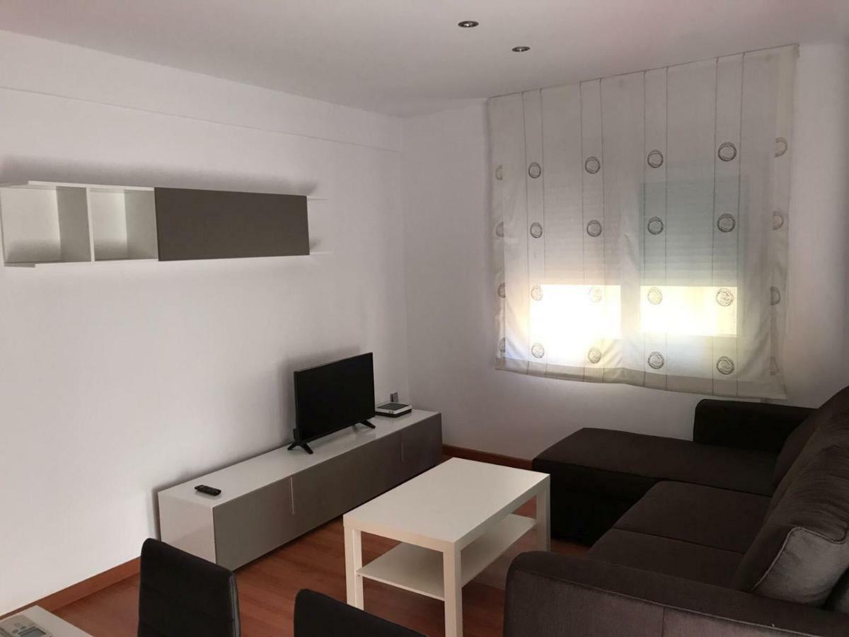 De 100 M² En Parque De L'aiguera, Con 3 Habitación *