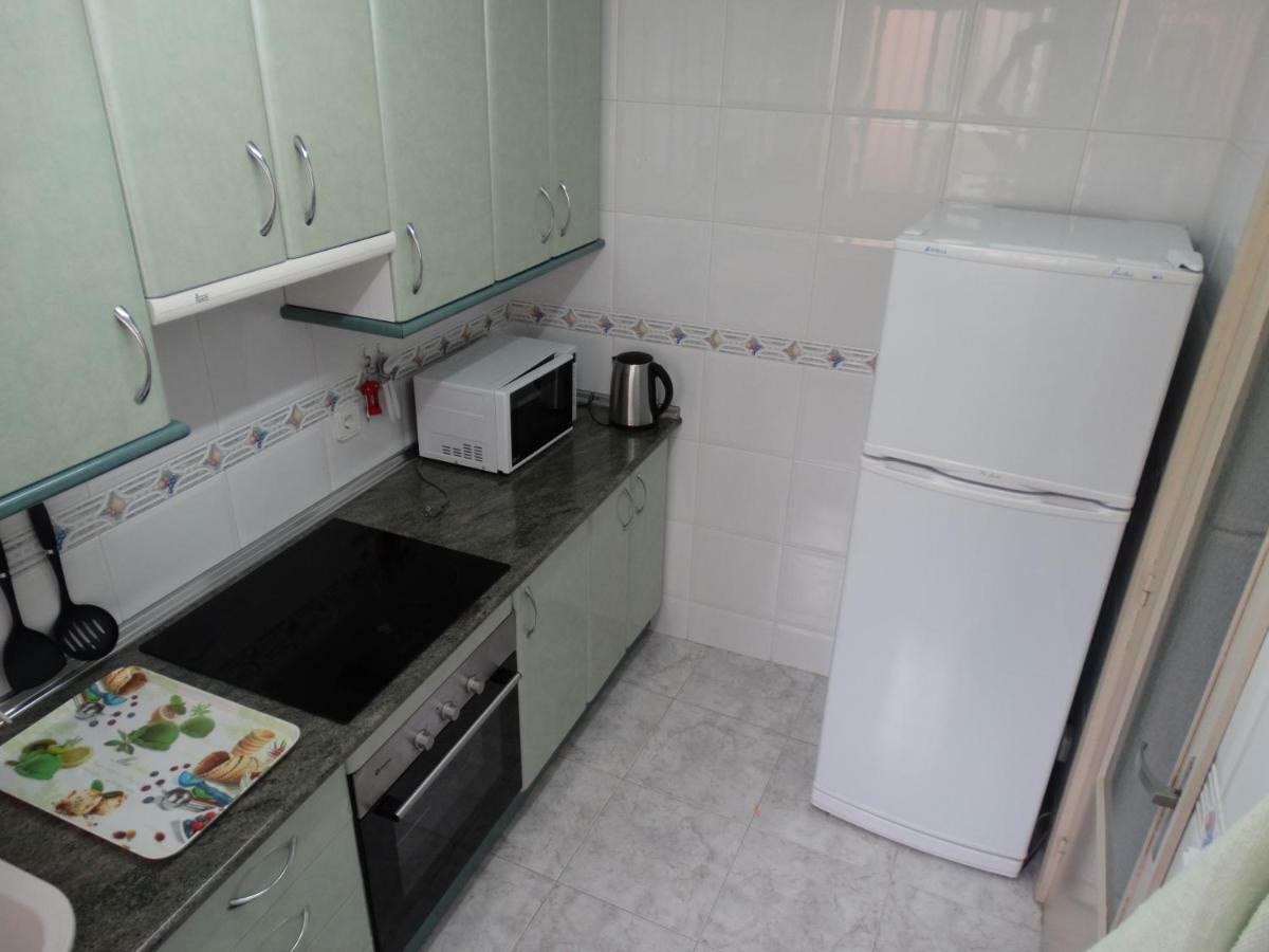 2 Bedrooms, 250m Levante Beach Apartment