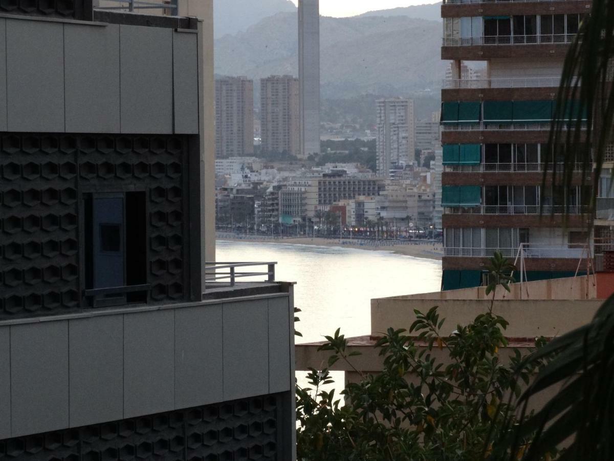 2 Bedrooms, 250m Levante Beach * Benidorm