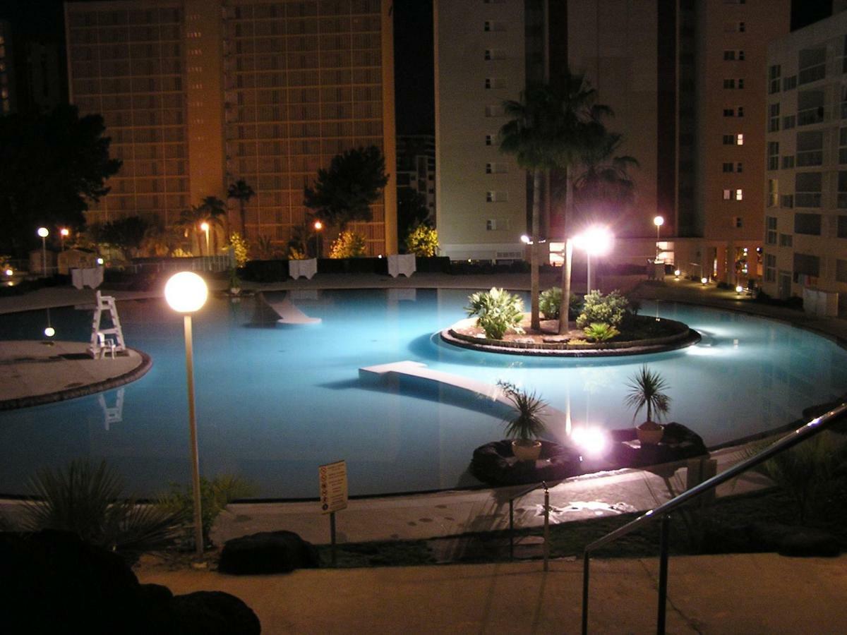 Complex Apartment *
