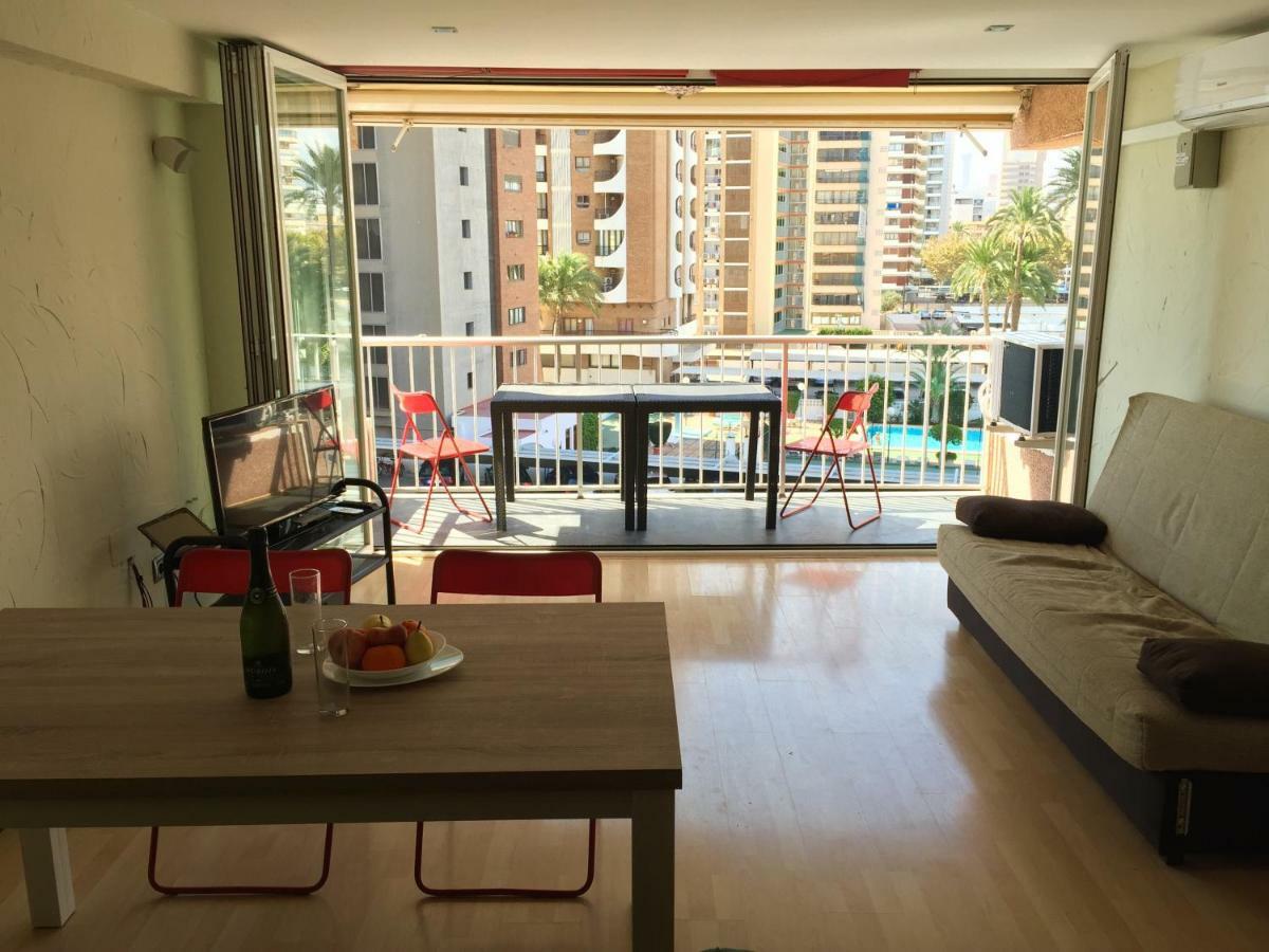 First Line Apartment *