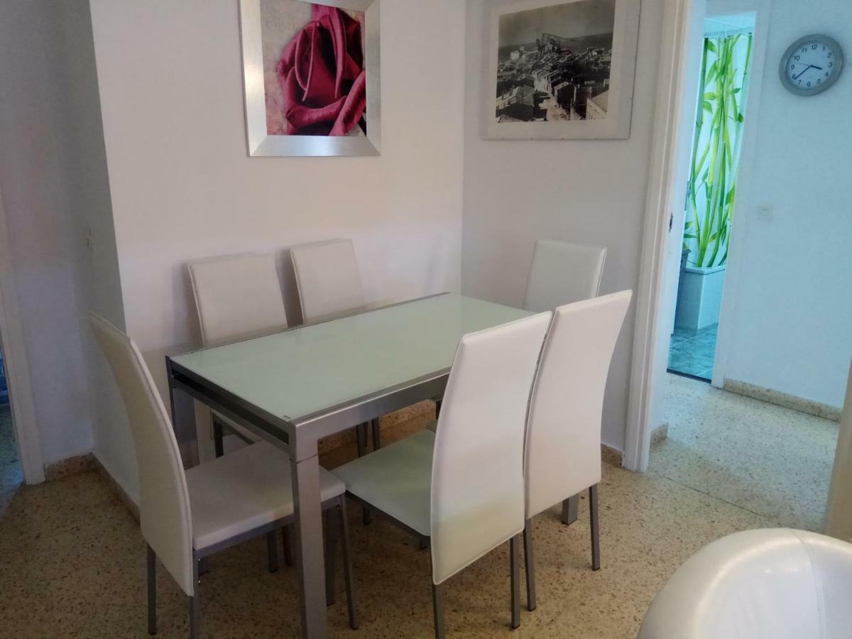 2 Bedrooms, 250m Levante Beach * Benidorm