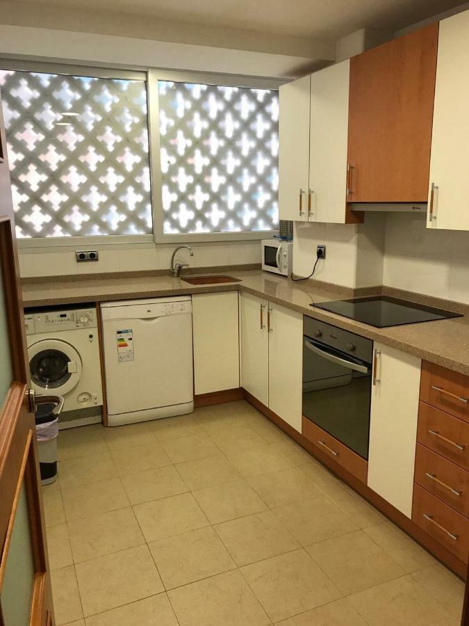 De 100 M² En Parque De L'aiguera, Con 3 Habitación *