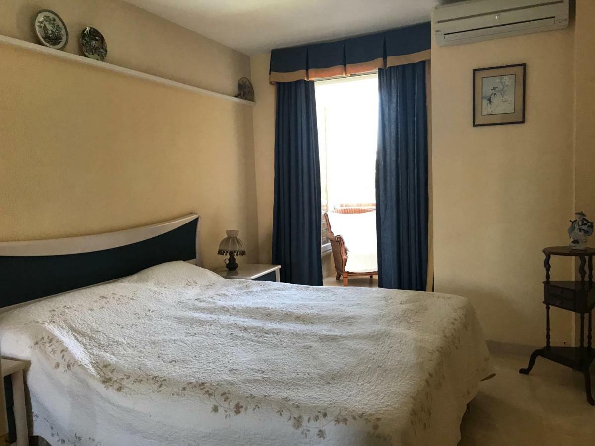 Casablanca Apartment