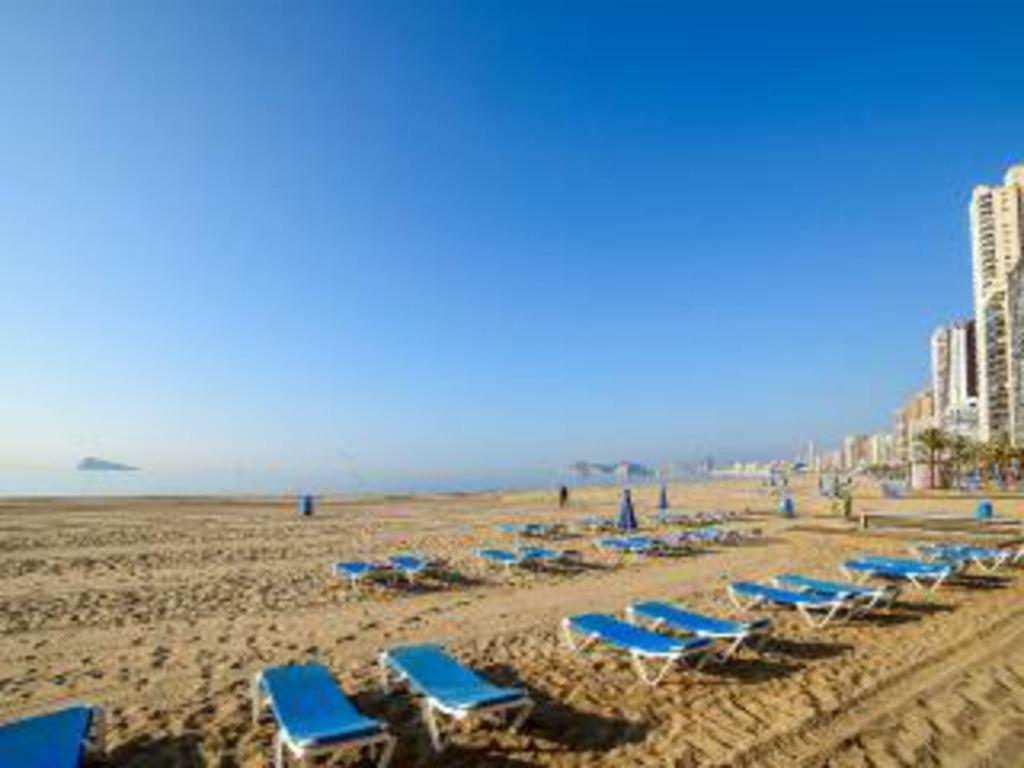 Appartement Disponible En Abril-wifi-3hab, 6 Pers, -piscina, Aire Acondi-parking Opcionable Extra *