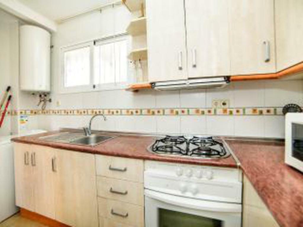 Appartement Disponible En Abril-wifi-3hab, 6 Pers, -piscina, Aire Acondi-parking Opcionable Extra *