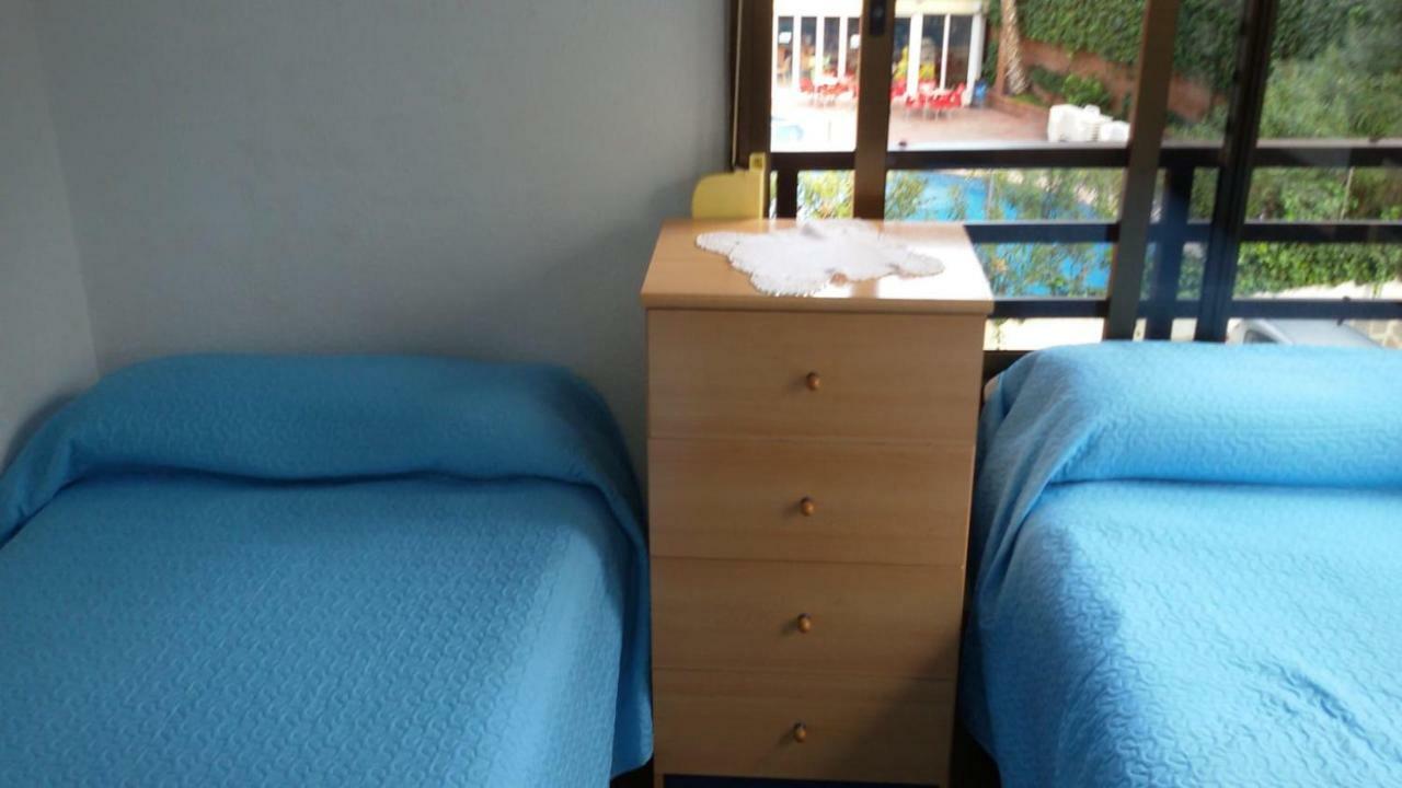 In Rincon De Loix, Levante Beach Apartamento