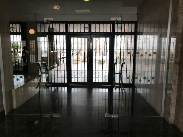 Apartment 1ª Linea Playa Levante, Garage, Wifi, Climatizacion *