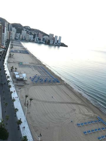 1ª Línea Playa Levante, Garage, Wifi, Climatización Apartamento