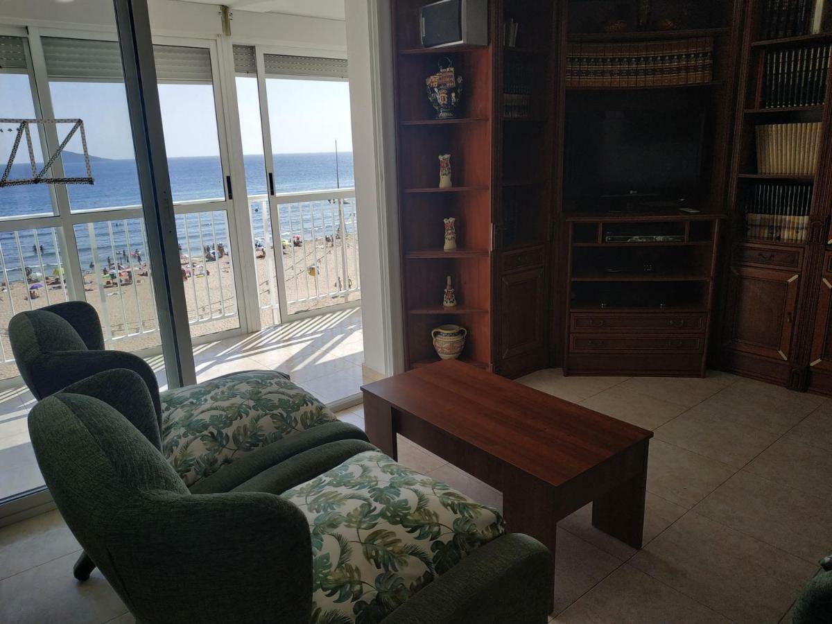 Piso De 4 Dormitorios A Pie De La Playa Levante Apartment *