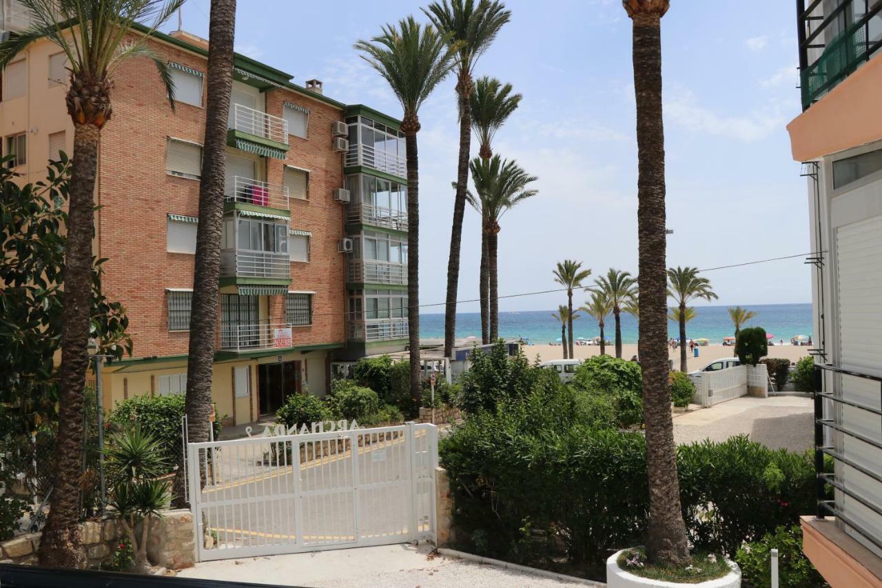Archanda, En 1ª Línea De Playa Apartamento *