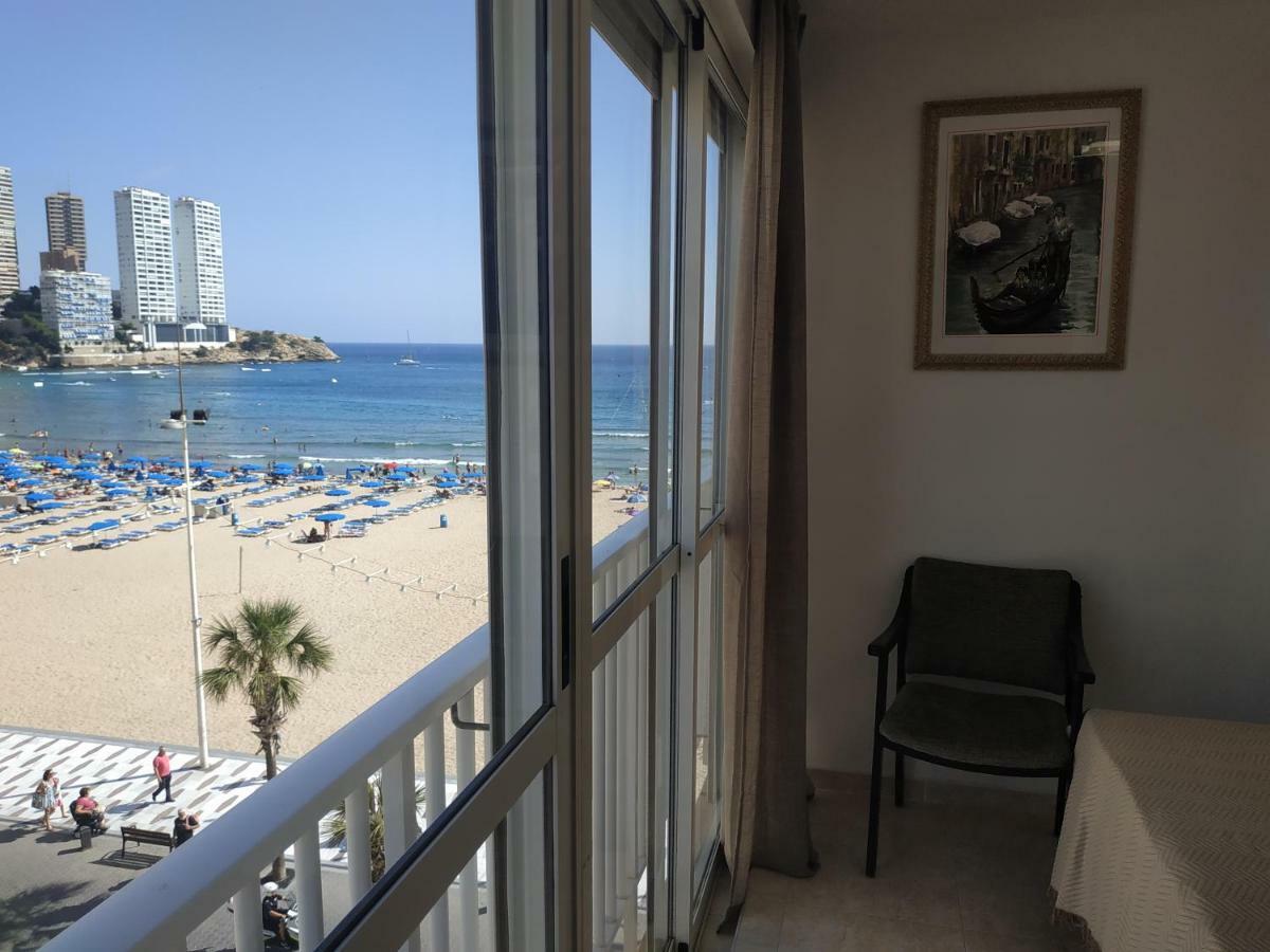 Piso De 4 Dormitorios A Pie De La Playa Levante