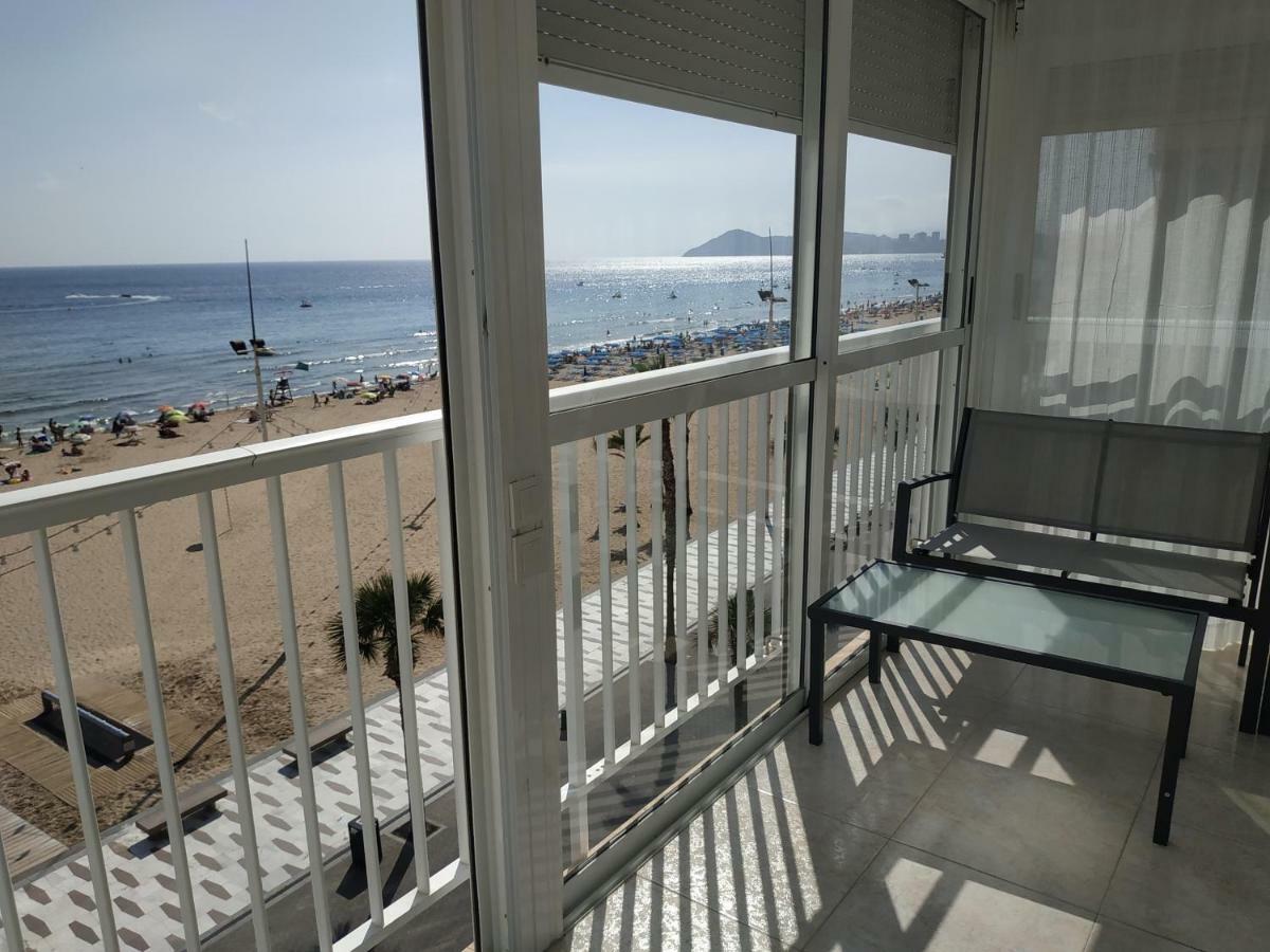 Piso De 4 Dormitorios A Pie De La Playa Levante * Benidorm