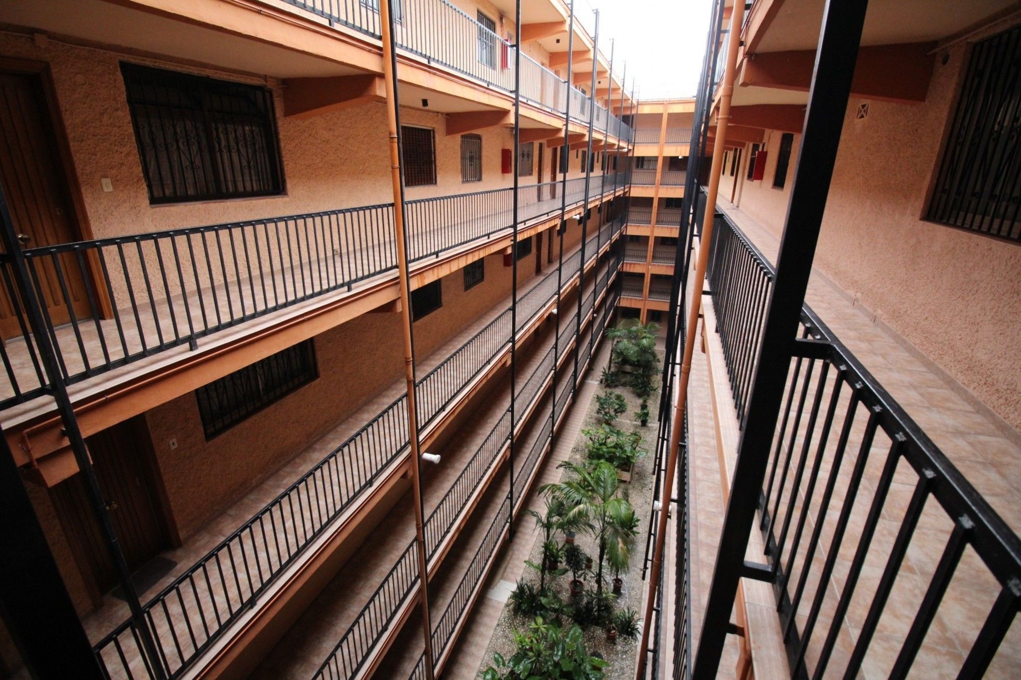 Appartement 3 *