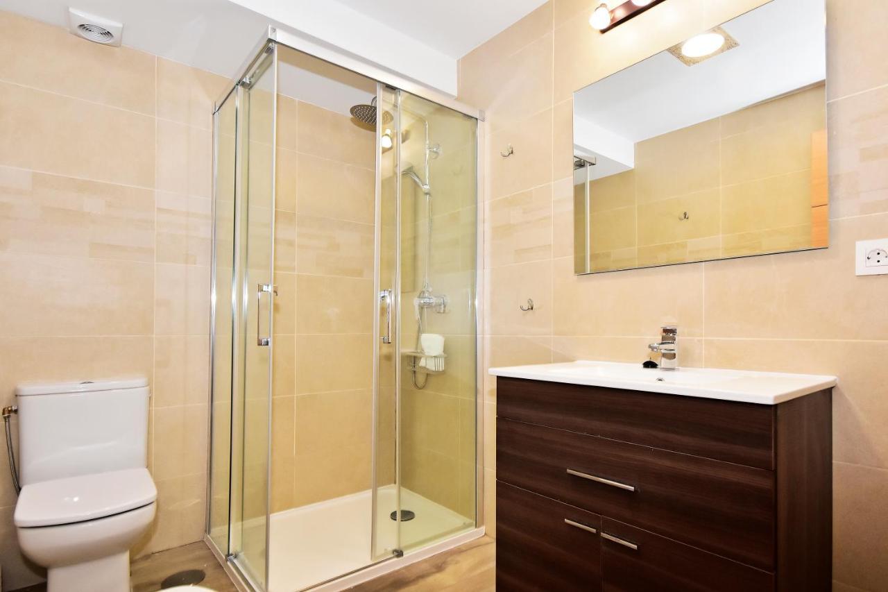 Gr Luxury First Line Apartment