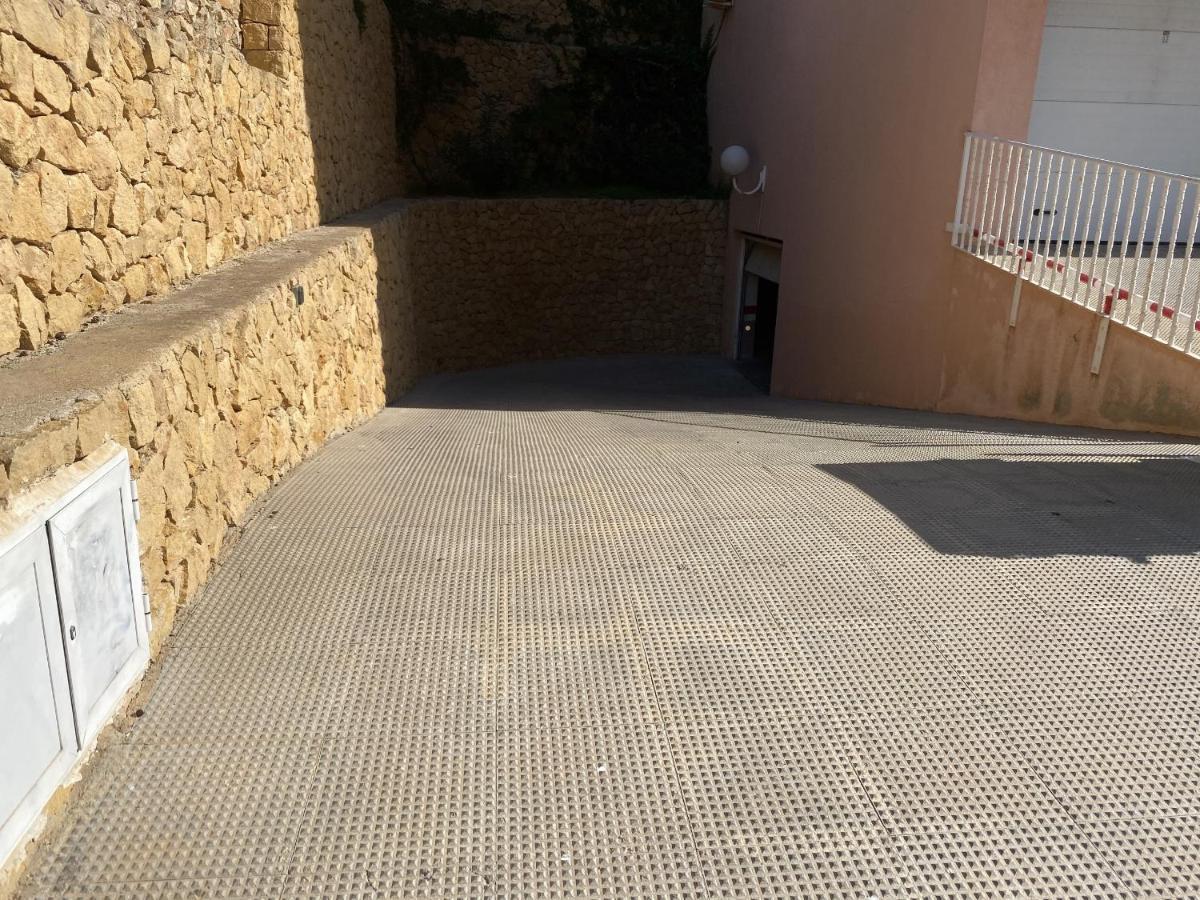 A838 - Calas - 2004 Finestrat S.l. Benidorm