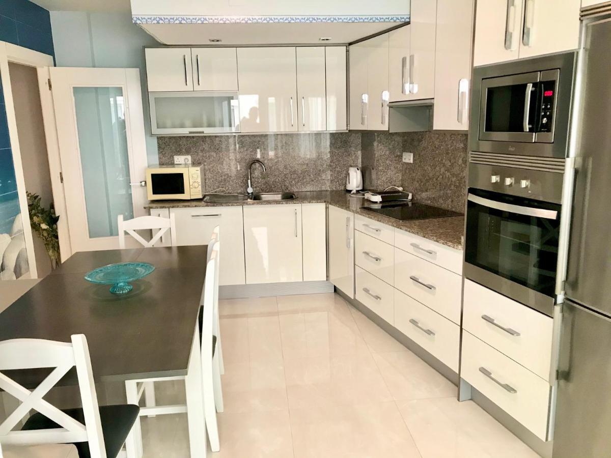 Seafront Levante Beach Blueline Apartment