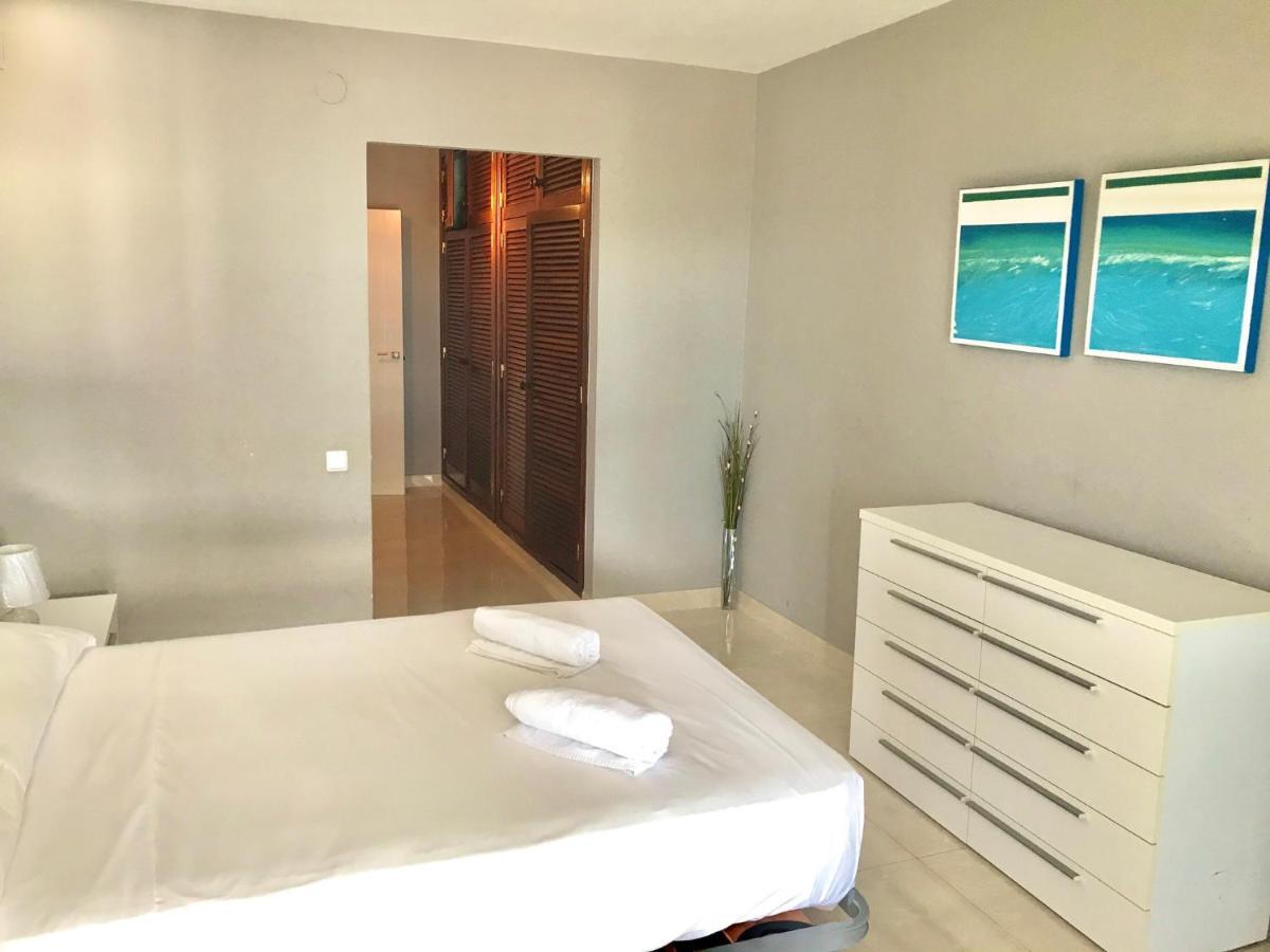 Apartment Seafront Levante Beach Blueline *
