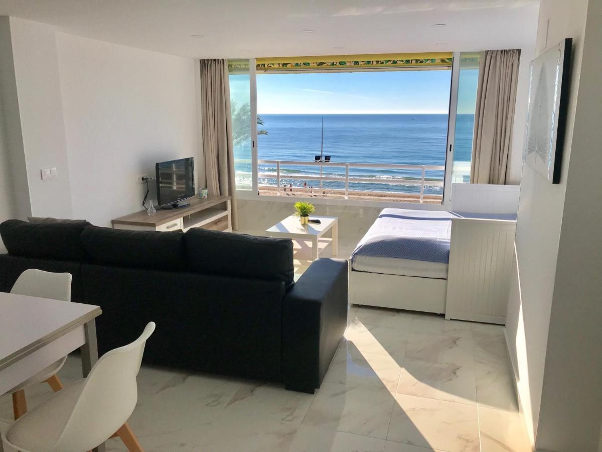Levante Seafront Blueline Studio *