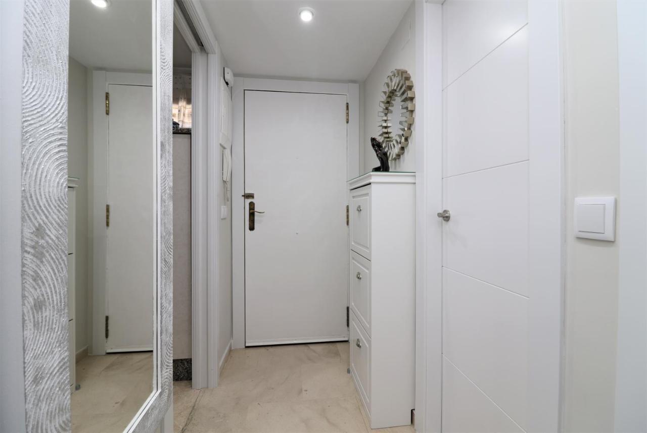 Gemelos 21-b Levante Apartment
