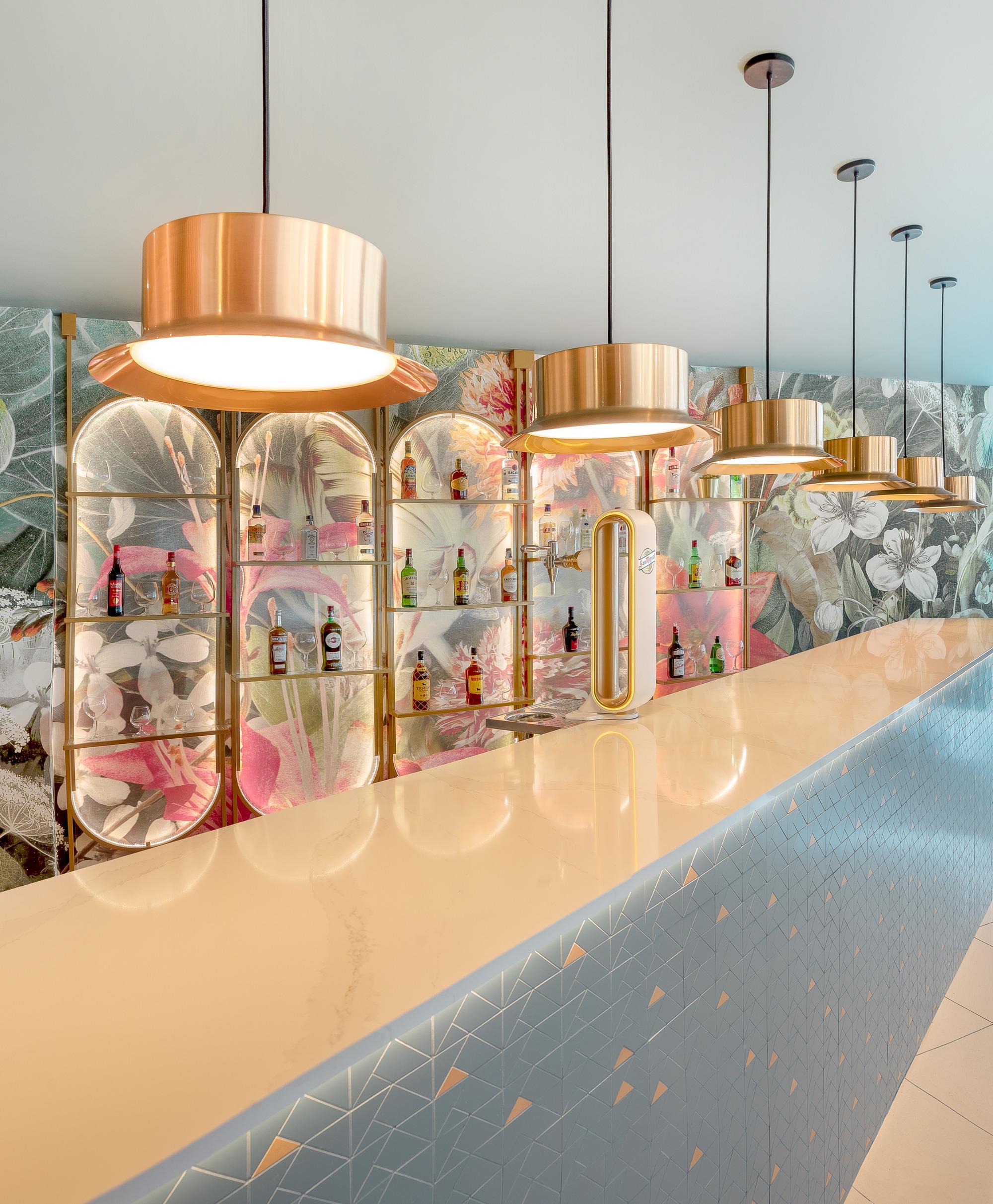 Hotel Rh Royal - Recommend For Adults