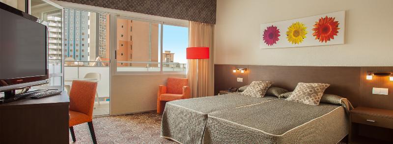 Rh Royal - Recommend For Adults 4*