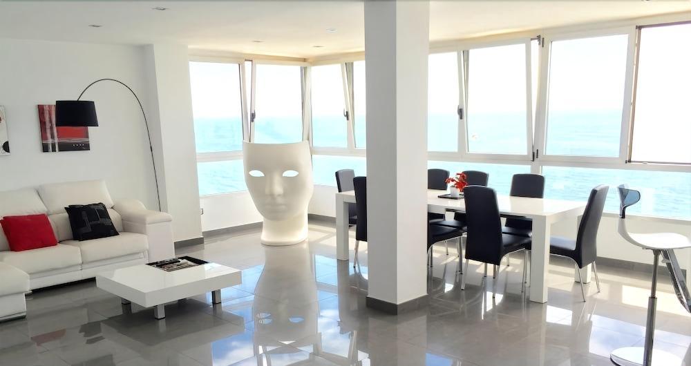 The Mask Blueline Apartment Benidorm
