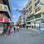 Luxury Center Apartment