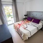 Moderno Y Bonito Apartamento En Primera Linea De Playa De Poniente