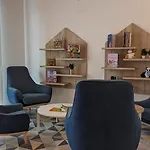 Sunset Cliffs Sea & Sky Apartments