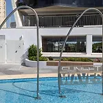 Sunset Waves Sea & Sky Apartment