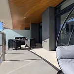 Sunset Waves Sea & Sky Apartment