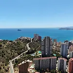 Luxury Apartment On The 41St Floor With Stunning Sea Views