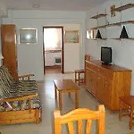 Gemelos 4 Apartments