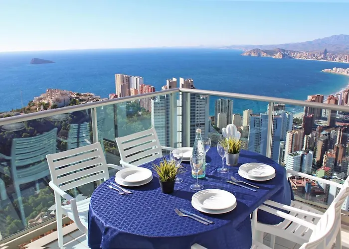 High Rise Apartment On The 39Th Floor With Private Terrace And Sea Views