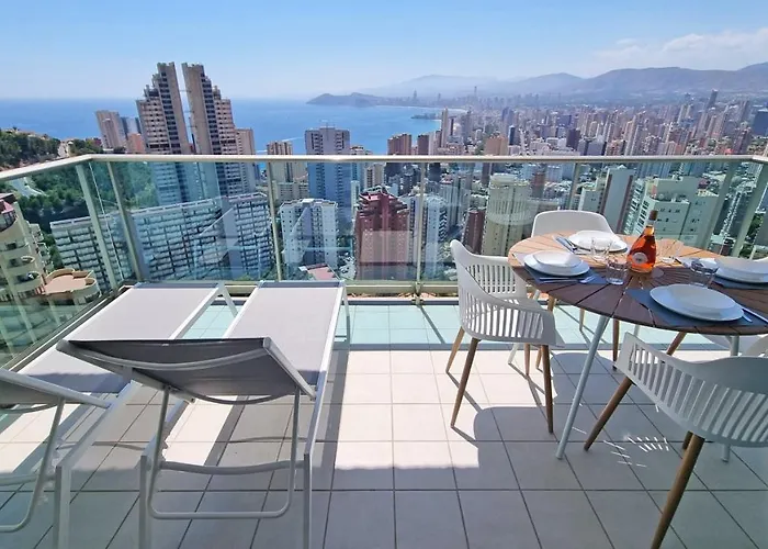 Planta 21 Apartamento Con Terraza Privada Y Vistas Al Mar